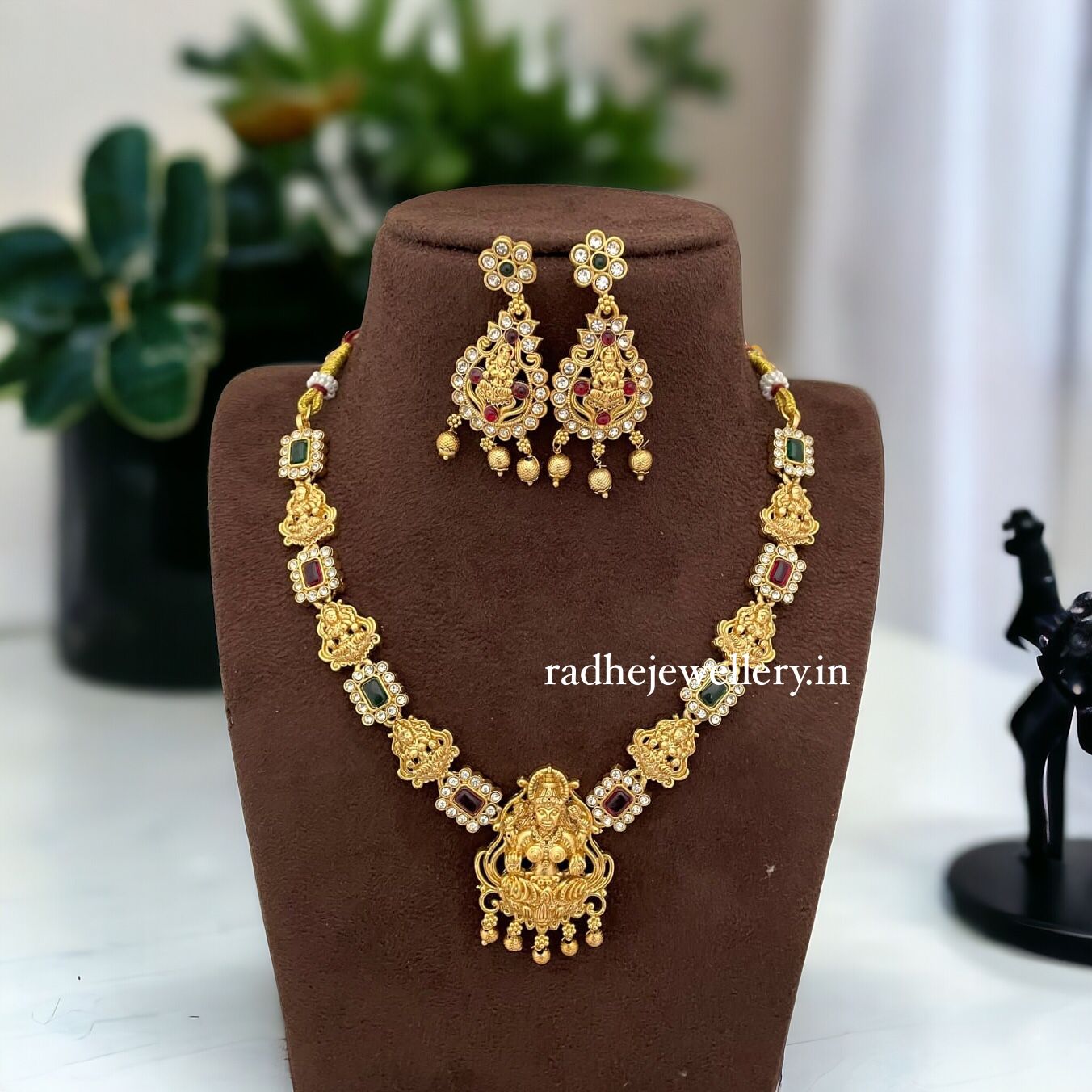 Laxmi Designer Matte Gold Polish Temple Necklace Set