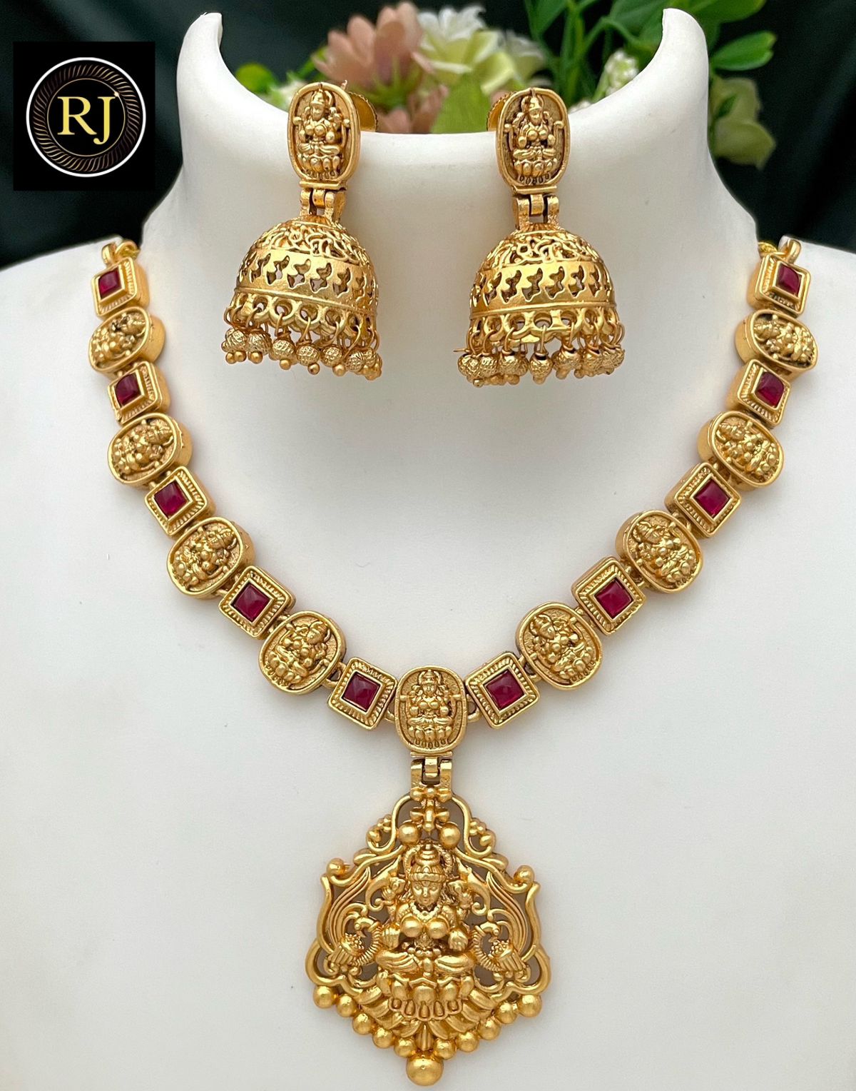 Laxmi Designer Matte Gold Polish Temple Necklace Set