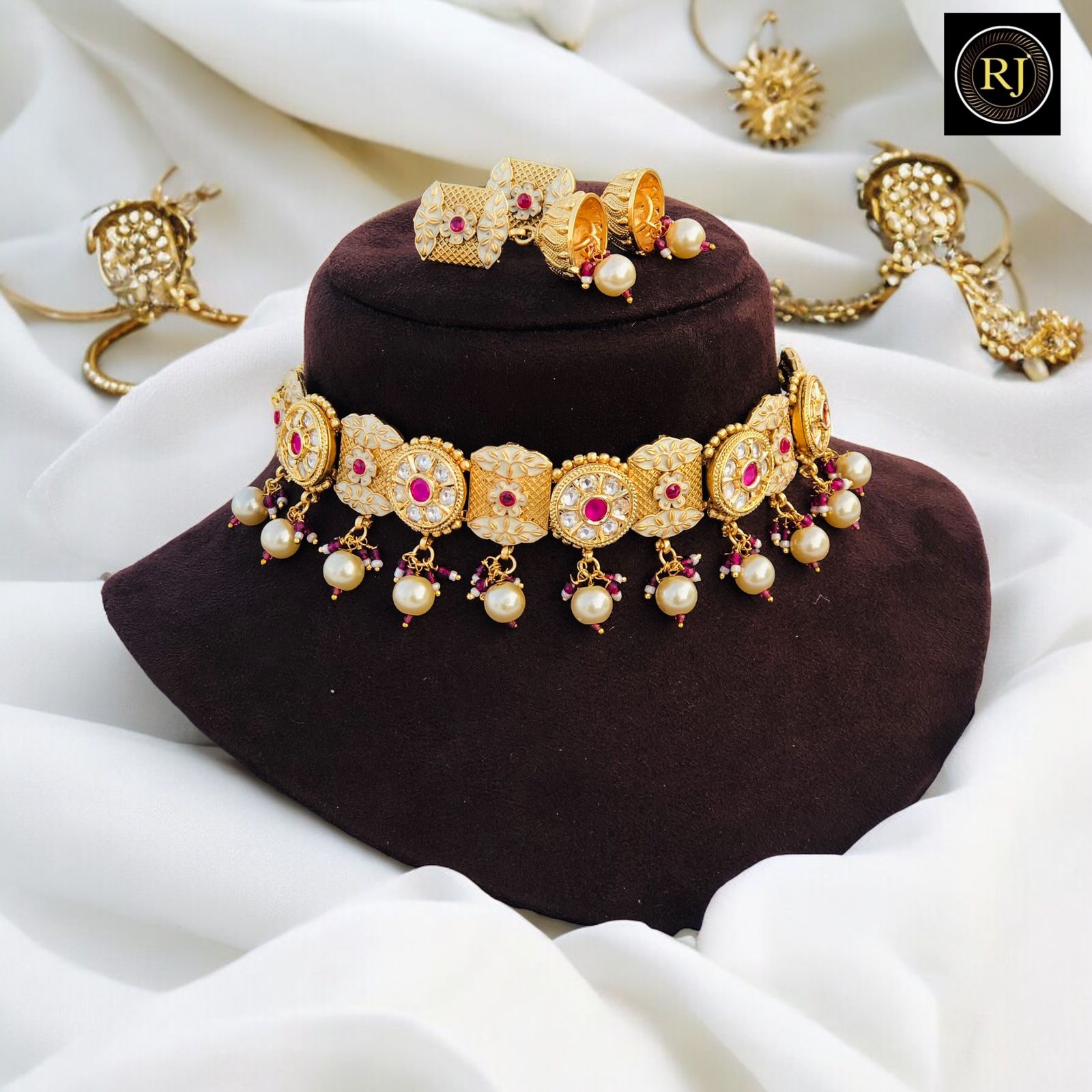 Kundan Work Necklace Set For Wedding