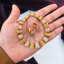 Antique Gold Ad Stone Necklace Design Set