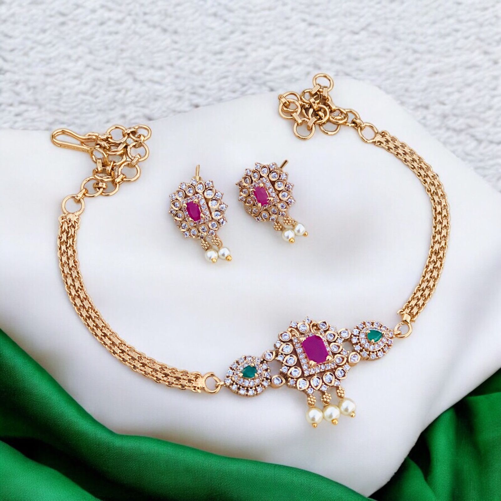Antique Gold Ad Stone Necklace Design Set