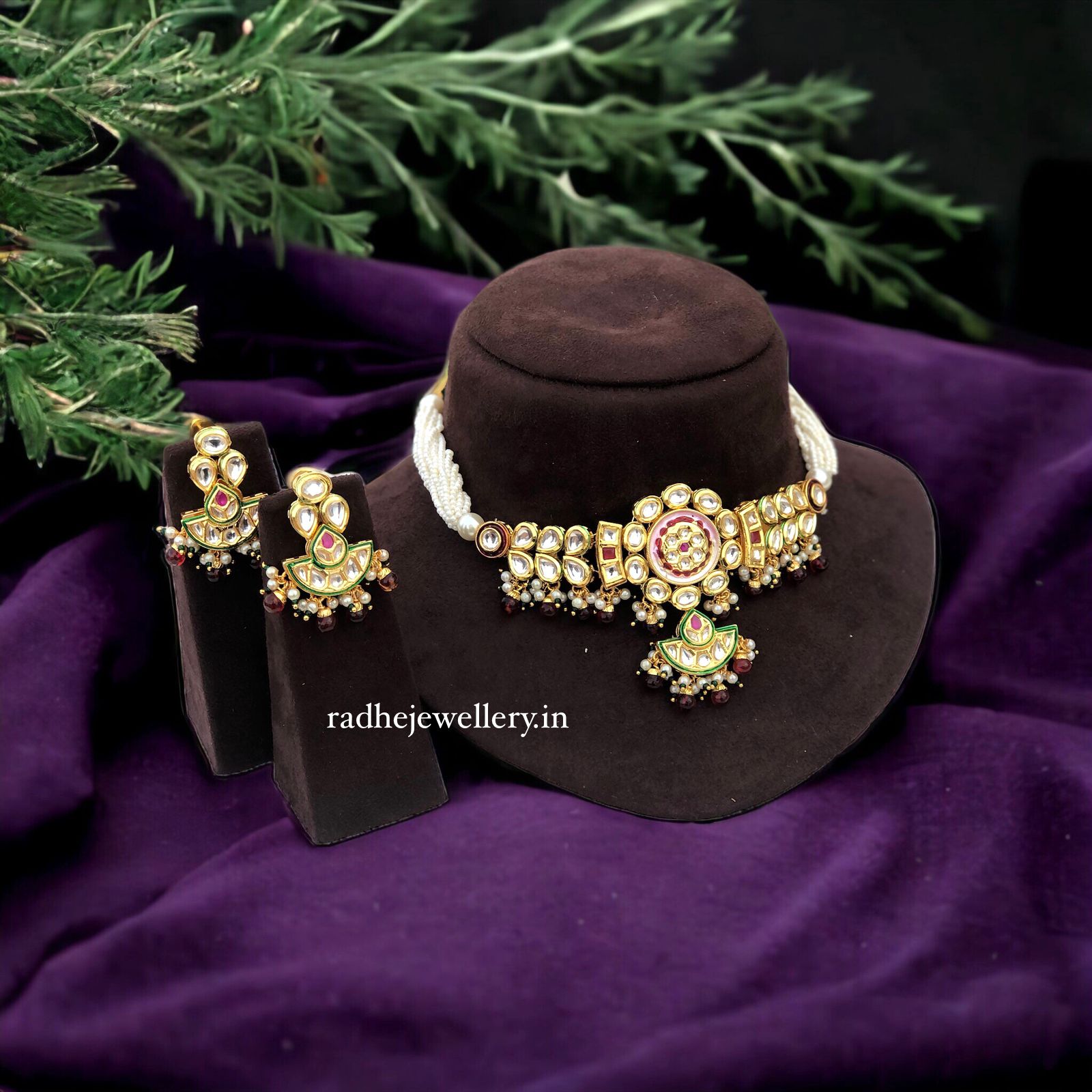 Handcrafted Kundan Stone & Beads Necklace Set