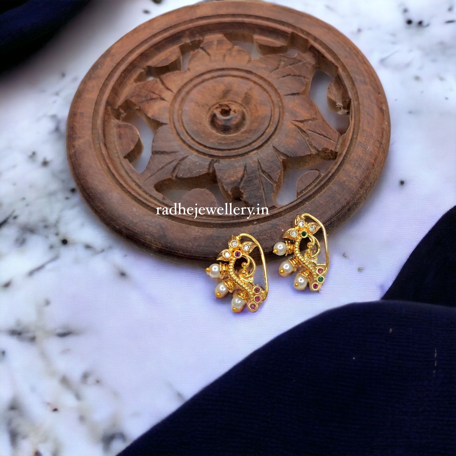 Premium Gold Nath / Nose pin