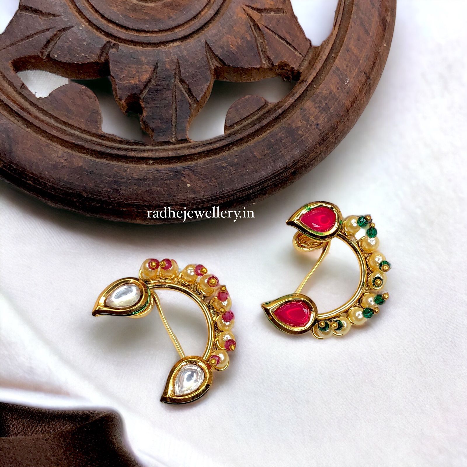 Premium Gold Nath / Nose pin