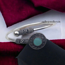 Oxidized Ladies Kada With Kemp Stone, 7 Color Options