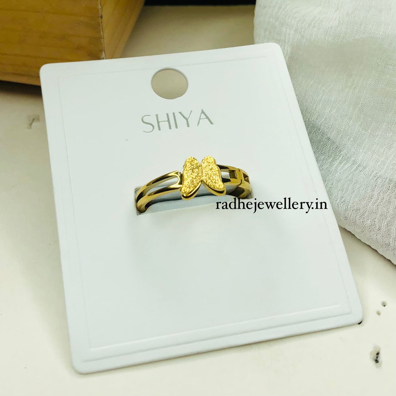 Latest Fashion Ladies Design Finger Ring Buy Online