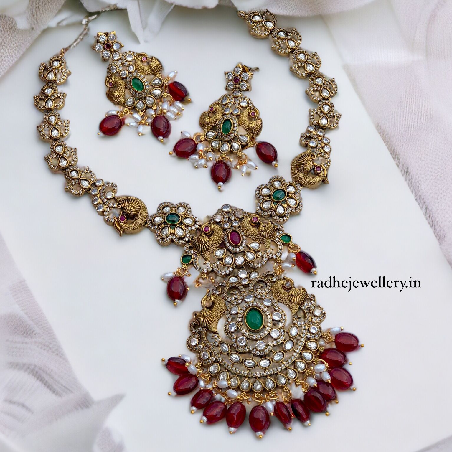 Maroon Bead Victorian Diamond Choker Short Neckpiece