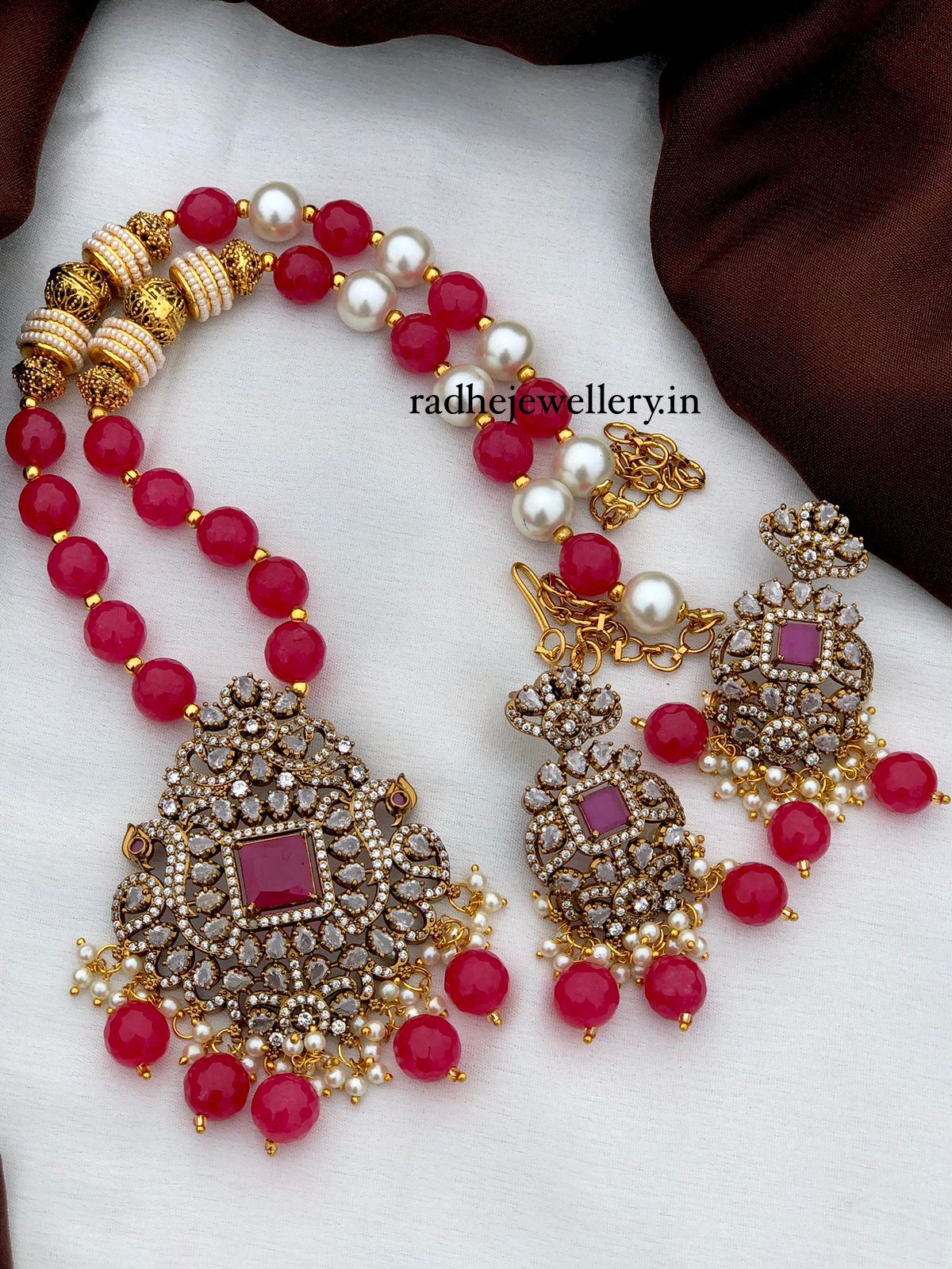 Maroon Bead Victorian Diamond Neckpiece