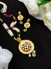 Beautiful Kundan Pendant Necklace with Statement Earrings/ Wedding Jewellery Set / Rajwadi Necklace/Indian Jewelry