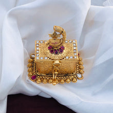Classic Kumkum Box/Gold Plated Sidoor Box Gold sindoor box/Wedding Gift/Pooja Accessory