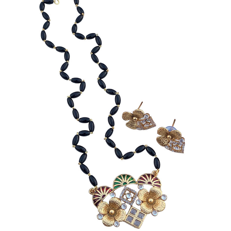 Mangasultra Chain With Earrings, Floral Arch Design