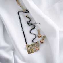 Mangasultra Chain With Earrings, Egyptian Maze Design