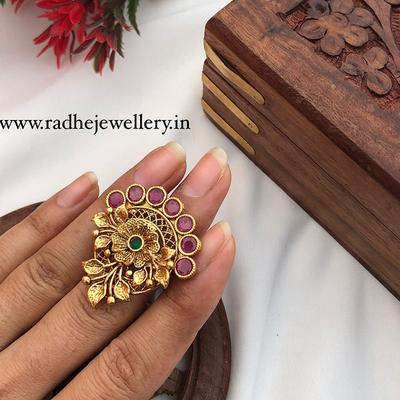 Drop Down Flowers Rajwadi Finger Ring, Gold Plated